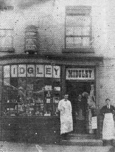 F W Midgley grocers shop at 5 Lower Bar.
