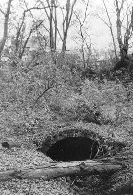 Entrance to canal tunnel at Lilleshall Incline.